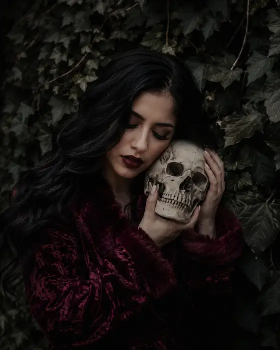 Dark Romance With a Skull